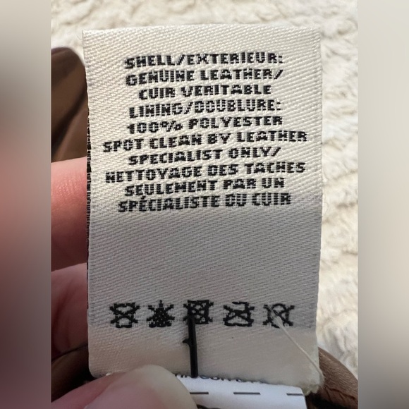 UGG Leather Scrunched Logo Gloves NWT (M) - Picture 6 of 10